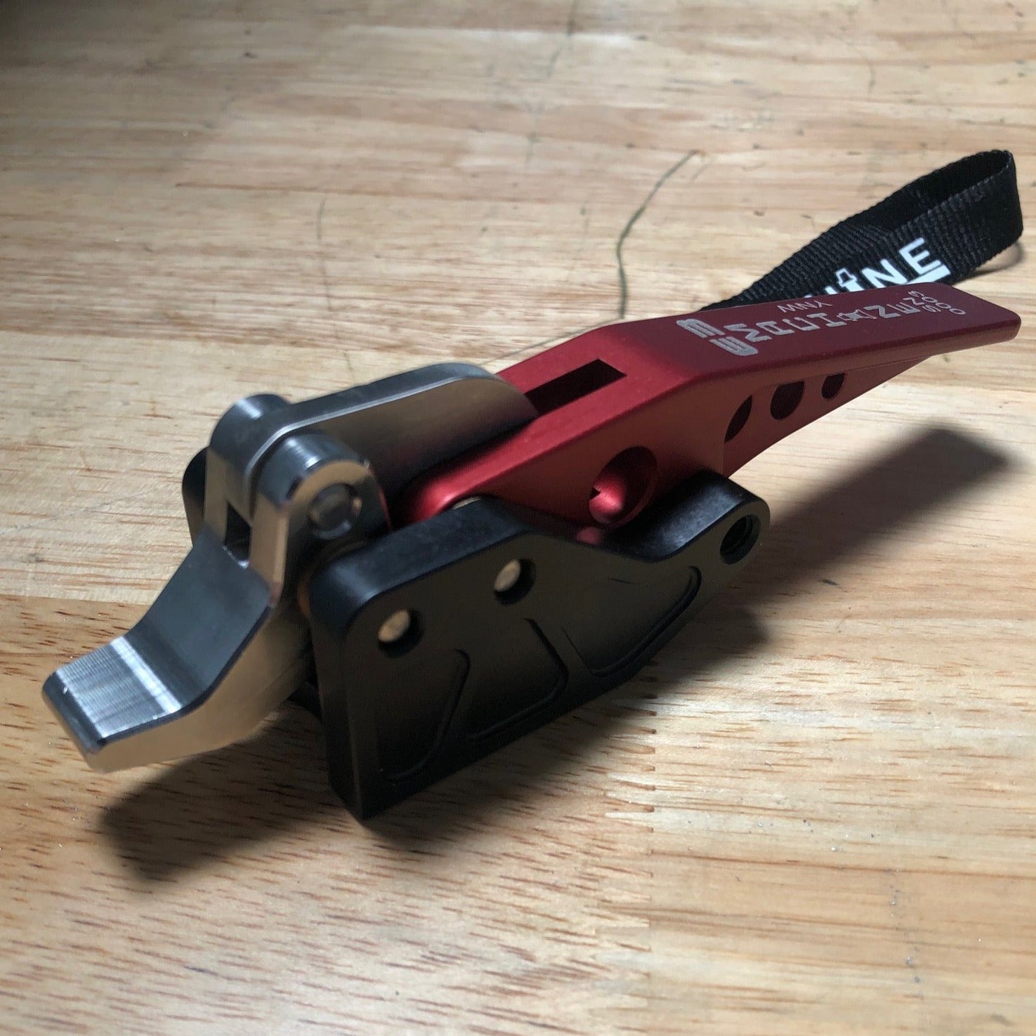 The Mini Compression Latch – E3 Machine